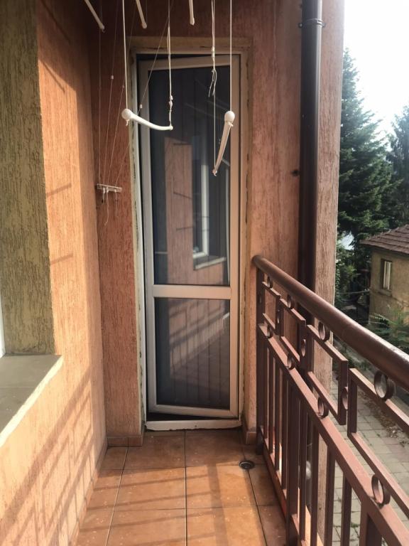 Тристаен апартамент в ж.к. Сухата река снимка 52668