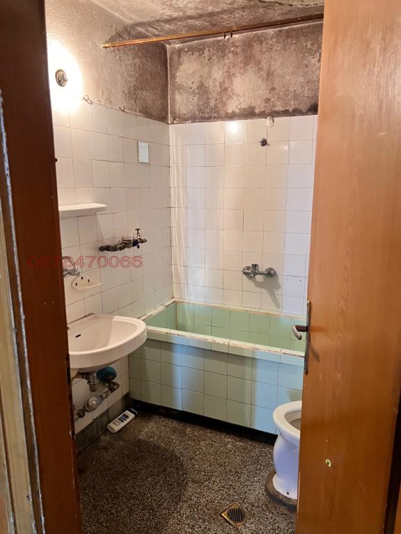 Двустаен апартамент в ж.к. Сердика снимка 52695