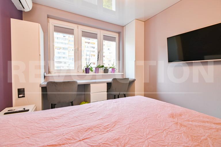 Three bedroom apartment image 55873