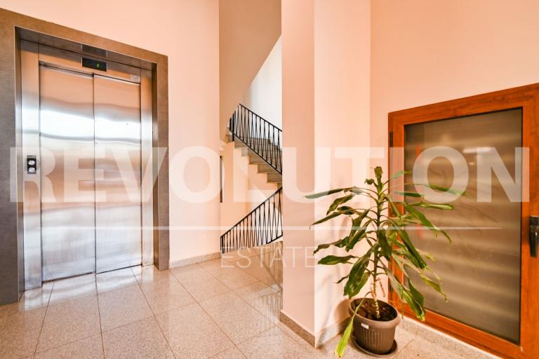 Two bedroom apartment image 56007