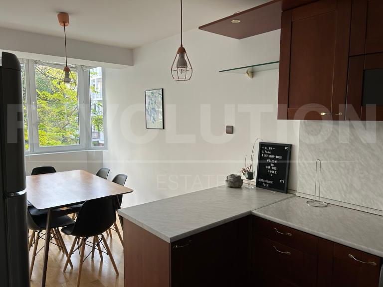 Three bedroom apartment image 56680