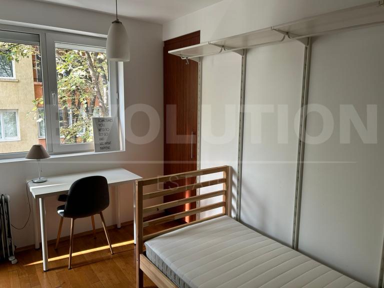 Three bedroom apartment image 56688